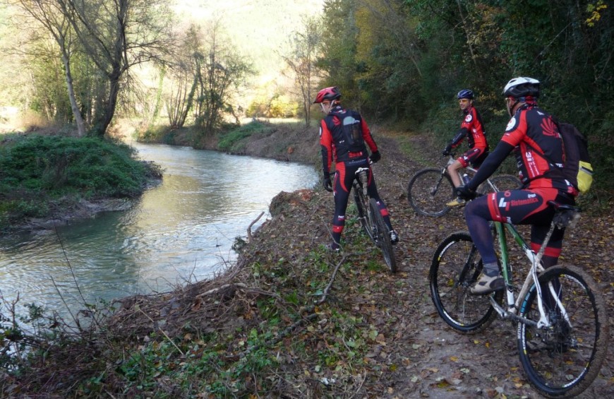 Umbria Bike Tour: Spoleto-Norcia Old Railway by e-Bike
