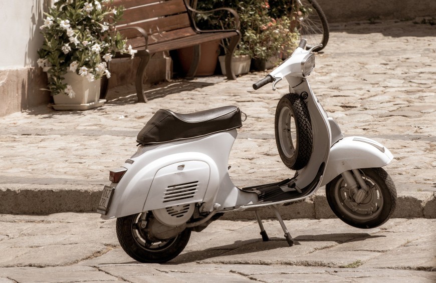 Tour dell'Umbria in VESPA: un'esperienza indimenticabile!