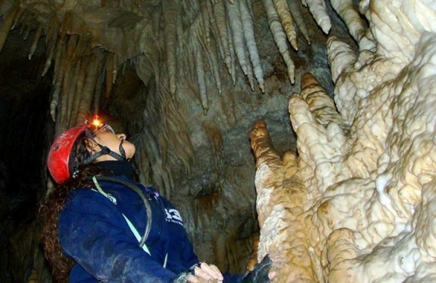 Speleology in the cave of Pozzi della Piana