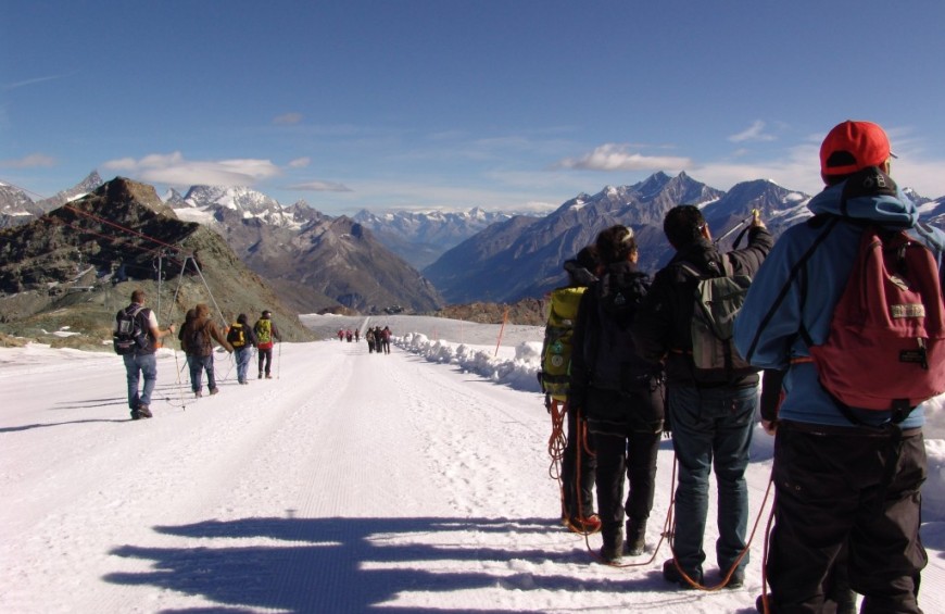 Crossing of Teodulo Glacier and visite to Ice Cave