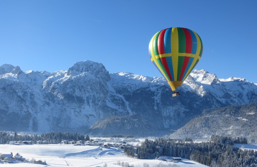 Volo in mongolfiera tra le Alpi della Valle d'Aosta