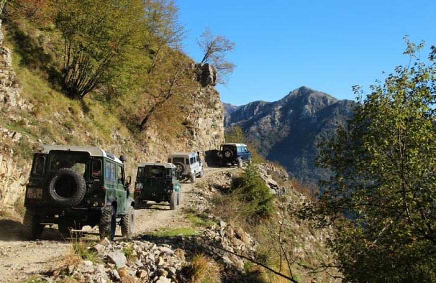 Tour by 4x4 in Val di Lima