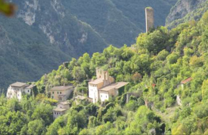 L'Umbria nascosta: la valle del Corno, tra eremi e borghi fantasma