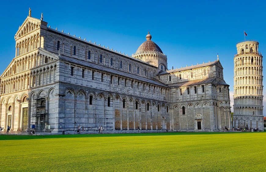 Bike tour in Tuscany: Lucca and Pisa