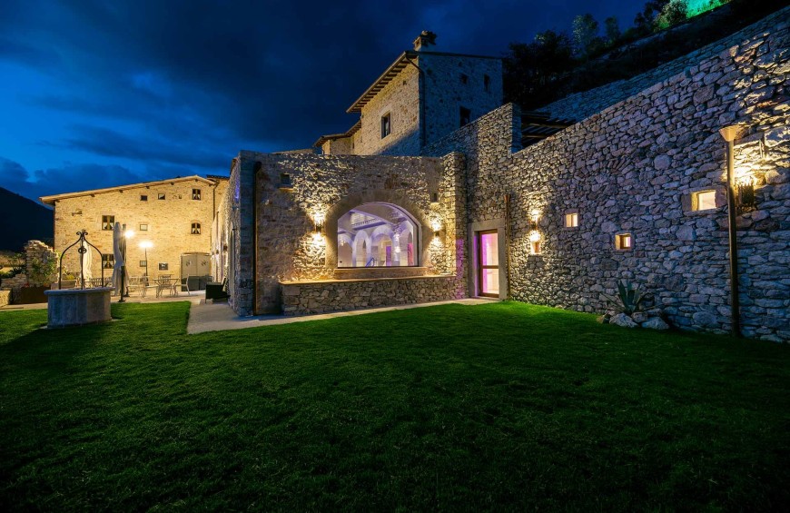 Torre del Nera Albergo Diffuso con SPA